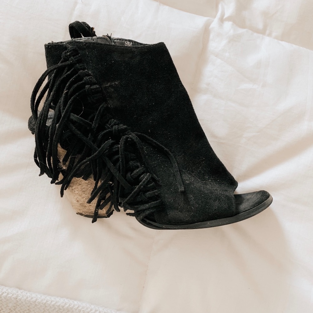 Open toe boot heels crochet black